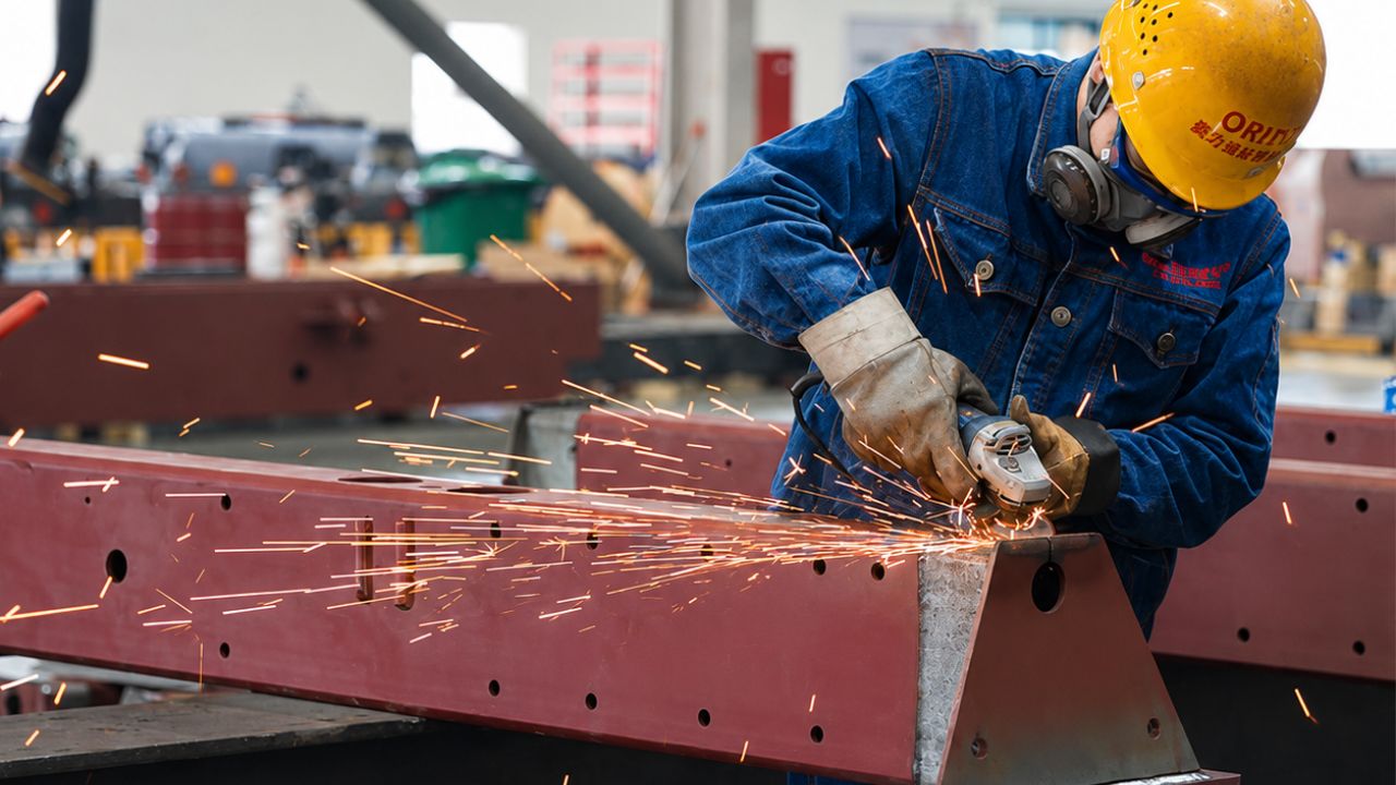 Tools and Equipment in EOT Crane Installation