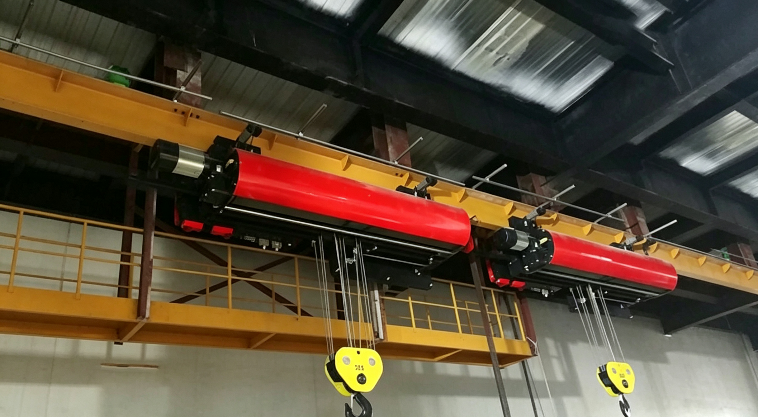 electric wire rope hoist 2