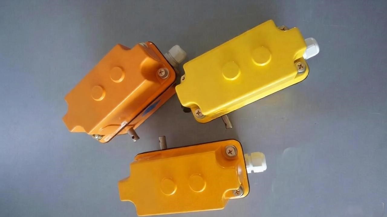 Crane safety limit switch