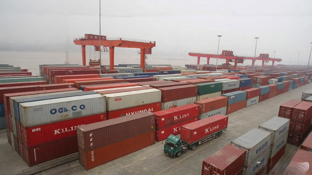 Rail Mounted Container Gantry Crane1